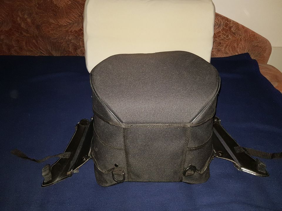 Neuwertige original „BAGSTER“ Hecktasche in Schrobenhausen