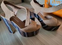 Sandaletten Sandalen Sommerschuhe Plateau Niedersachsen - Hildesheim Vorschau