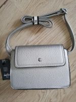 Handtasche, silberfarbig, neu München - Sendling-Westpark Vorschau