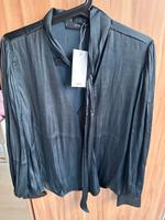 Damen Bluse von Mango mit Schleife neu Größe S München - Maxvorstadt Vorschau