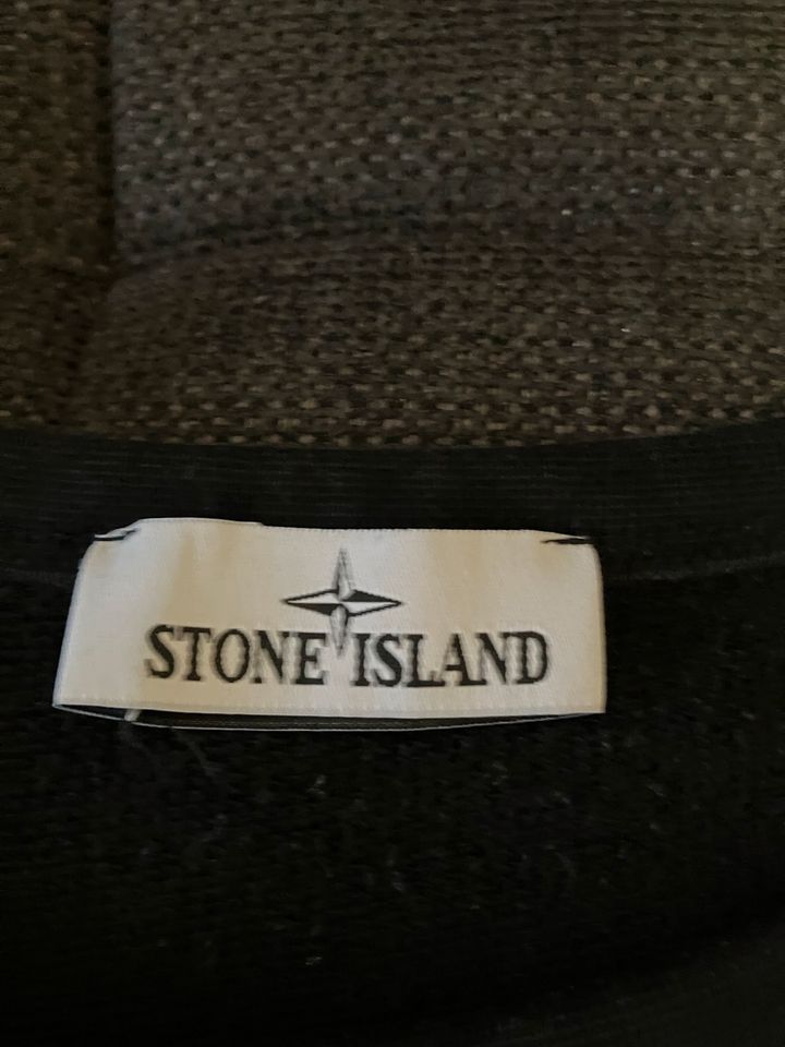 Stone Island Pullover Schwarz in XL in Friedrichshafen