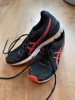 Asics Laufschuhe Damen schwarz/rot Gr. 42 Sachsen - Eilenburg Vorschau