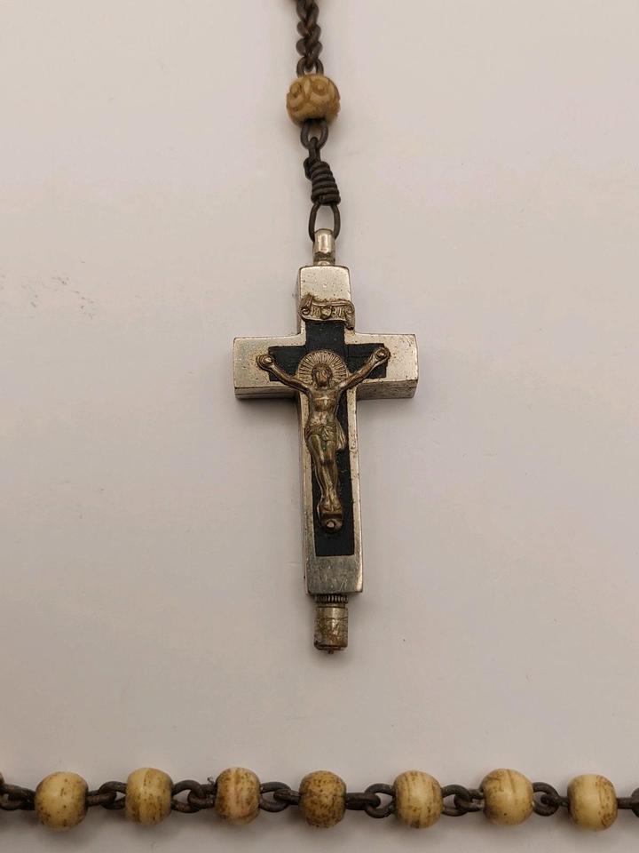 Reliquienkreuz (AGNUS DEI-GUIDO-VITO-PERFEKTA)mit Rosenkranz in Ingolstadt