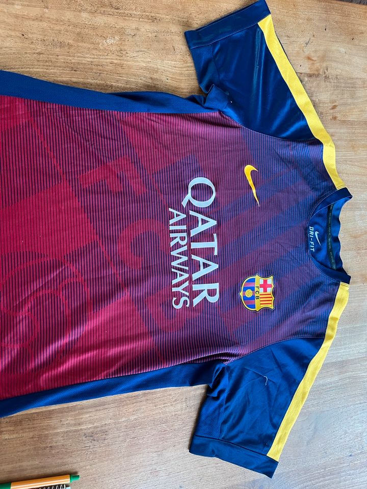 Barcelona Trikot Neu Gr. K in Montabaur