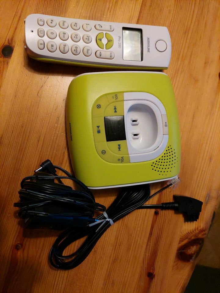 Schnurloses Telefon Audioline mit Anrufbeantworter in Braunsbach
