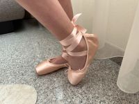 Professionelle Ballettschuhe Spitzenschuhe von BLEYER in Größe 36 Niedersachsen - Sassenburg Vorschau