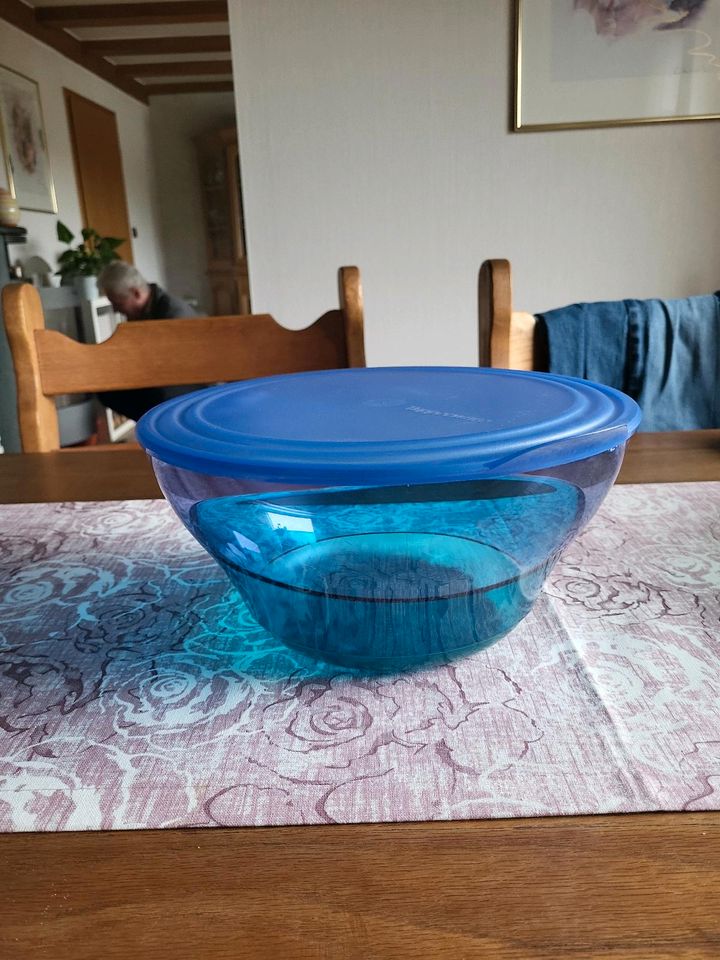 TUPPERWARE schüssel 4,6 l in Kirchen (Sieg)