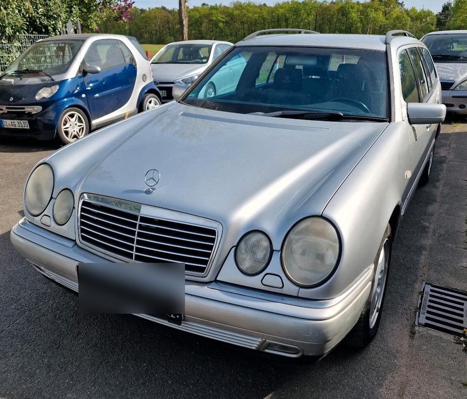 Mercedes-Benz E 280 T 4-Matic in Eppertshausen