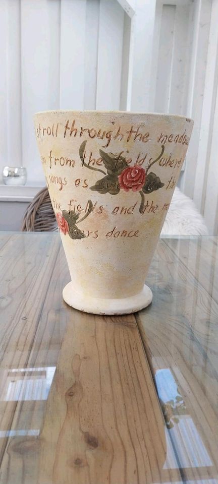 Unikat, Charmante, handbemalte Vase aus Ton, Vintage, Rosen in Scharnebeck