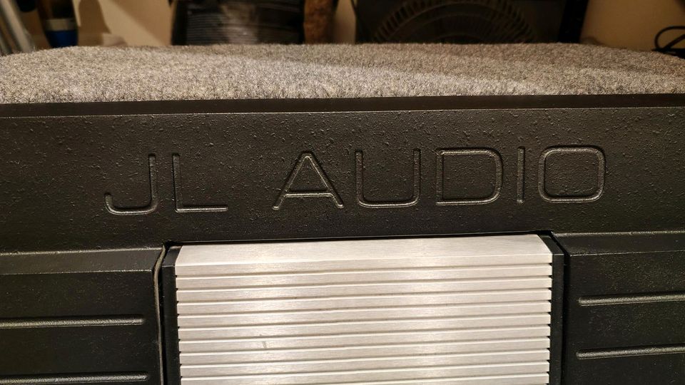 JL AUDIO Subwoofer mit Verstärker JX 250/1 in Haßloch