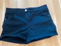 Schwarze Short *top* Leipzig - Eutritzsch Vorschau