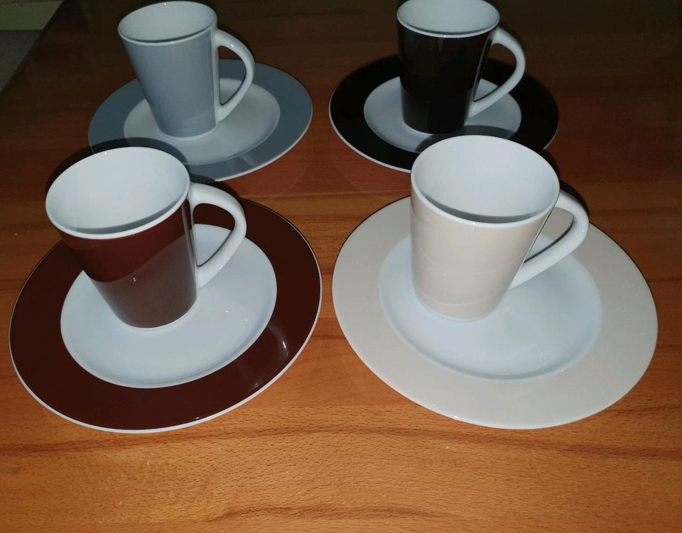 4 Kaffeebecher + 4 Teller Basic Crea Table in Reutlingen