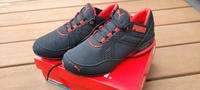 NEU Puma Trainingsschuh SL V2 Gr. 39 Berlin - Reinickendorf Vorschau