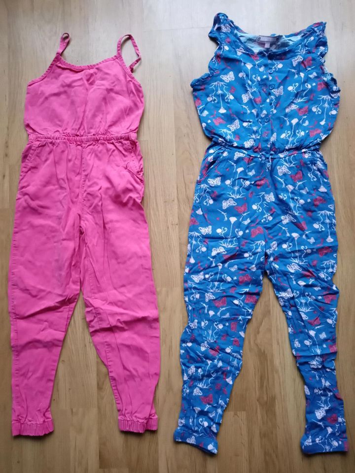 Süße Jumpsuits in der Größe 122 in Hemmingen