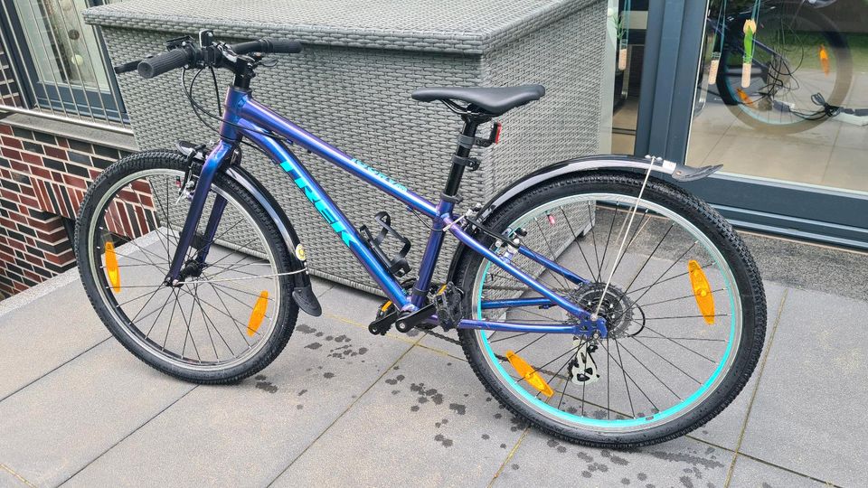 Neuwertig - TREK Wahoo, 24 Zoll, purple flip,  Kinderfahrrad in Witten