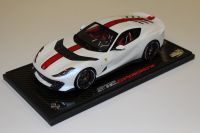 Ferrari 812 Competizione - BIANCO AUDACE / RED - BBR MR D&G 1/18 Baden-Württemberg - Korb Vorschau