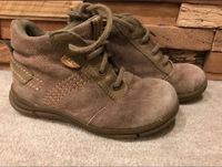 Gr. 23 Bären Schuhe Halbschuhe Wildleder braun Sachsen - Chemnitz Vorschau