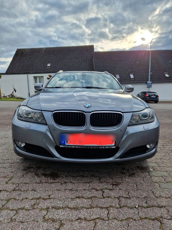 BMW 318i Touring - in Erwitte