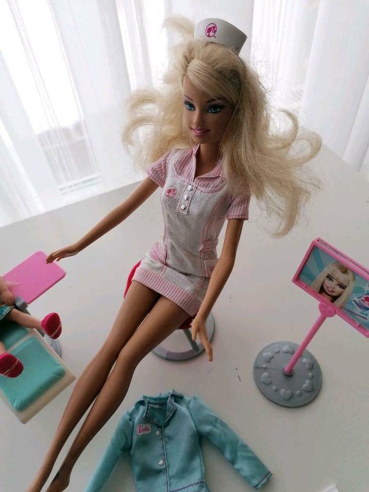 Barbie - Zahnarztedition in Fuchsstadt