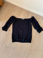 3/4 Schulterfreies Oberteil edc Gr. Xs dunkelblau Hessen - Steinau an der Straße Vorschau