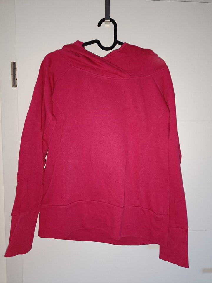 Kleidung Damen Oberteile lang / Regenjacke Größe S-M / 36-38 in Elztal