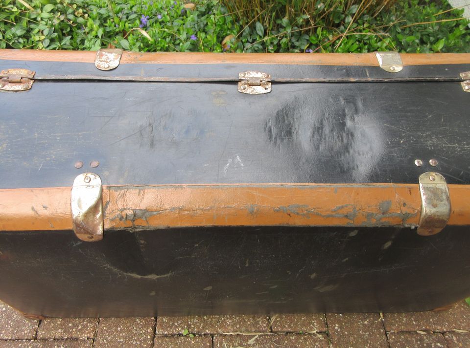 für Oldtimer Deko Sammler & Liebhaber: alter gr Koffer HARTPLATTE in Dortmund