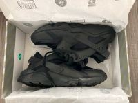 Nike Air Huarache gr 44 eher 43 Neu mit Karton Niedersachsen - Wiefelstede Vorschau