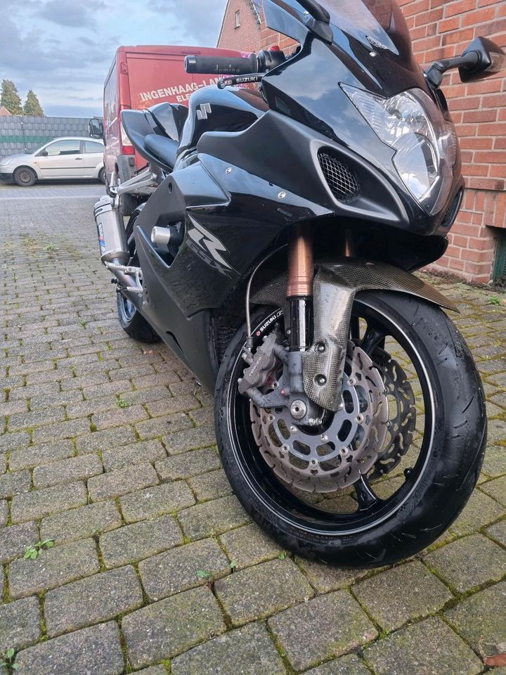 Suzuki Gsxr 1000 K5 in Sonsbeck