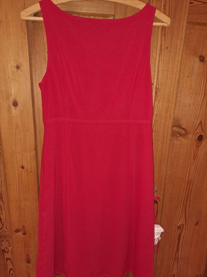 Traumhaftes Kleid Trägerkleid Sommerkleid rot Gr. 36 Esprit neuwe in Weiden (Oberpfalz)