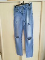 Jeans Review, destroyed, Gr. 30/32, hellblau Baden-Württemberg - Waiblingen Vorschau