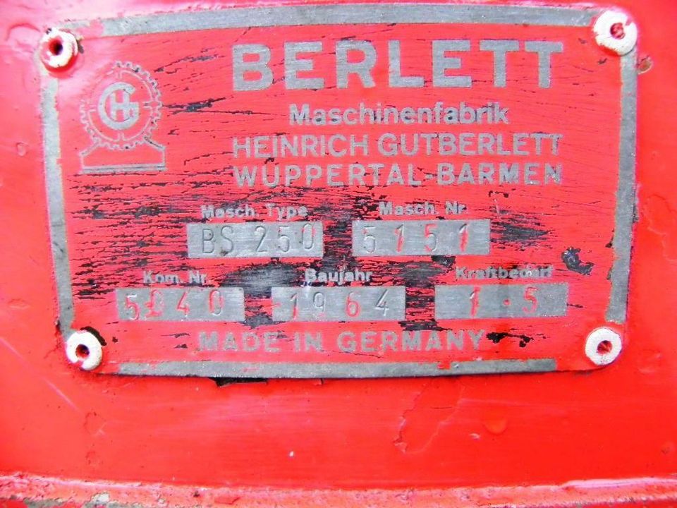 Berlett BS 250 Bügelsäge / Hubsäge / Eisensäge Bj. 1964 (67) in Mücke