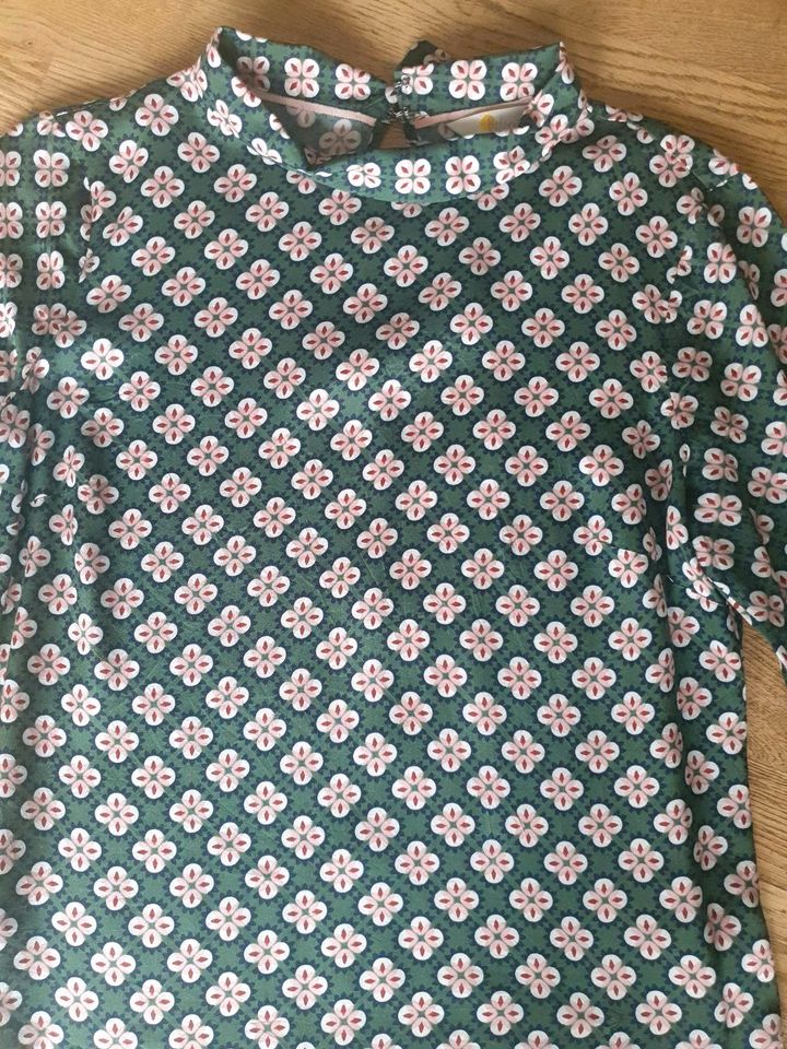 3/4 Arm Bluse von Boden, grün mit Muster, gr. 34 in Fischen