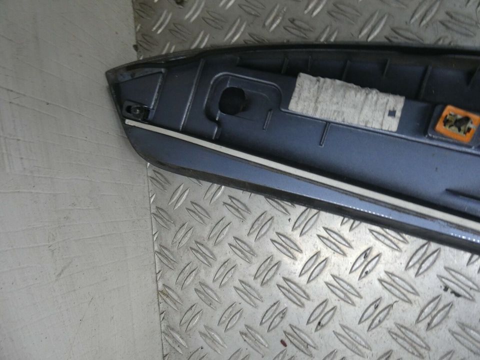 Mercedes W211 Dachspoiler A2117900188 Blau 353U Nr.53 in Massenbachhausen