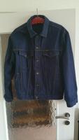 Arizona Jeansjacke gr. 46 blau mit USE Effekten am Kragen Hessen - Schwalbach a. Taunus Vorschau
