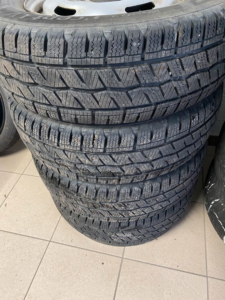 Ford Transit 195/70R15C  5,5Jx15x60 Reifen  Felgen Winterreifen in Andernach