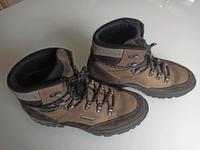 Lowa Wanderstiefel 41 Goretex Niedersachsen - Undeloh Vorschau