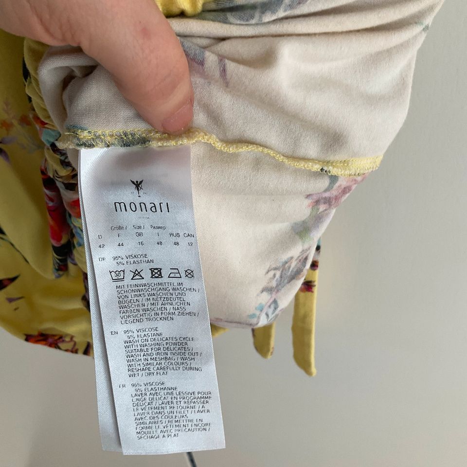 Shirt Gelb Monari  Versand 2,25€ in Düsseldorf