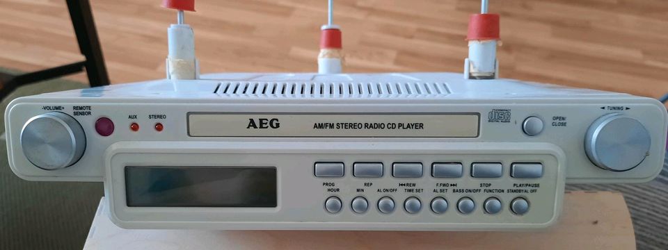 AEG Unterbauradio mit CD-Player in Rostock