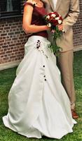 Hochzeitskleid Gr. 34 rot weiß creme Brautkleid Nordrhein-Westfalen - Langenfeld Vorschau