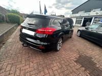 Ford Focus Turnier ST-Line Niedersachsen - Liebenau Vorschau