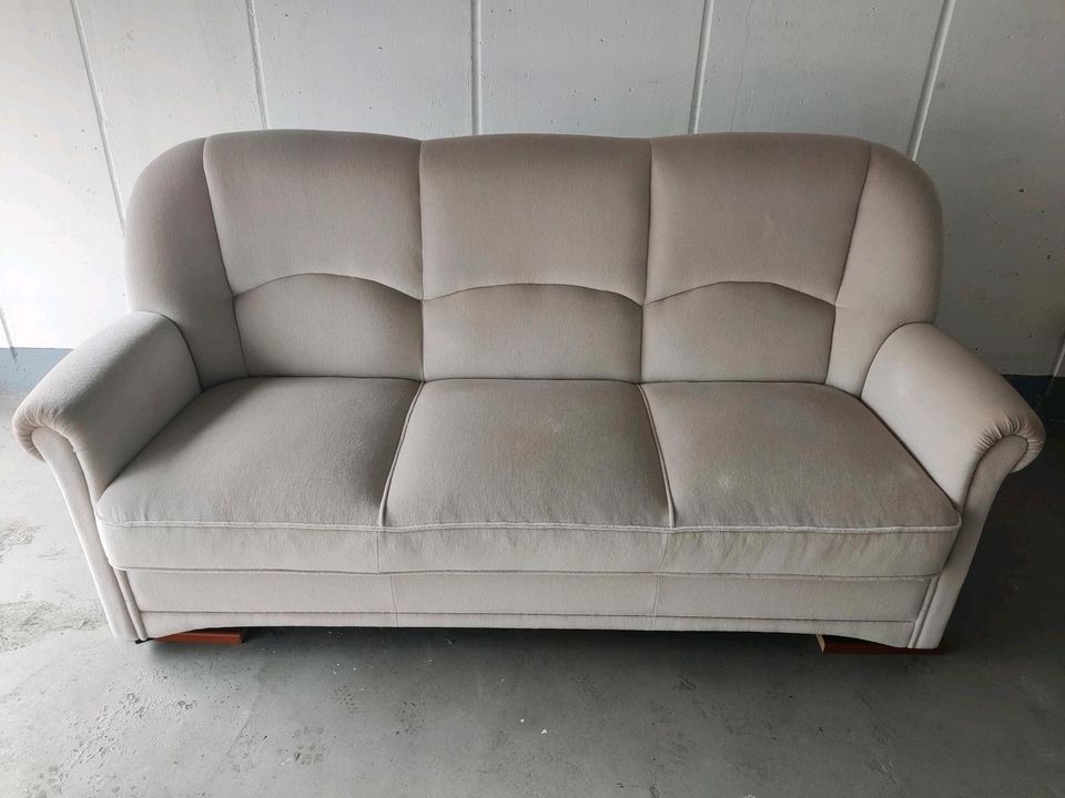 Sofa mit Sesseln & Hocker in Hamburg