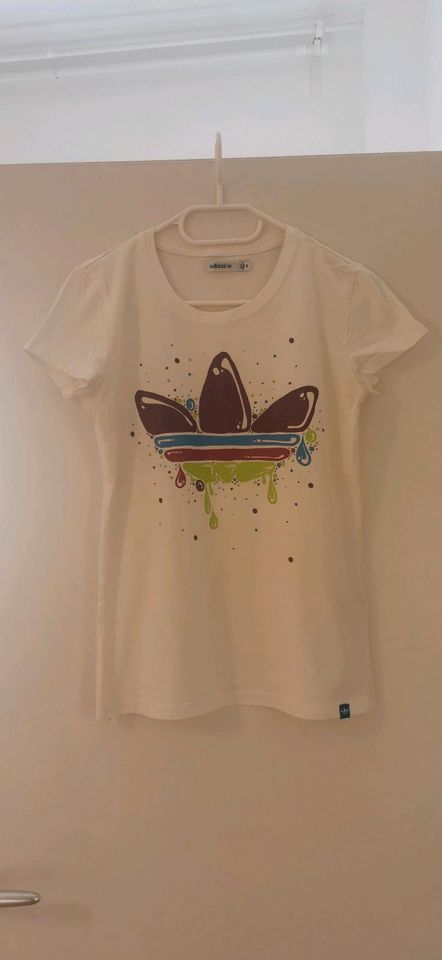 Adidas Damen T-Shirt Gr. 38 in Mörfelden-Walldorf