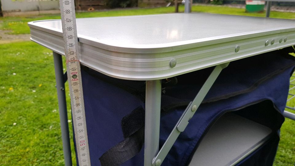 Campingschrank / Tisch in Gelsenkirchen