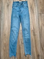 2 Jeans TALLY WEiJL Pump high waist skinny Gr. 34 NEUWERTIG Bayern - Wendelstein Vorschau
