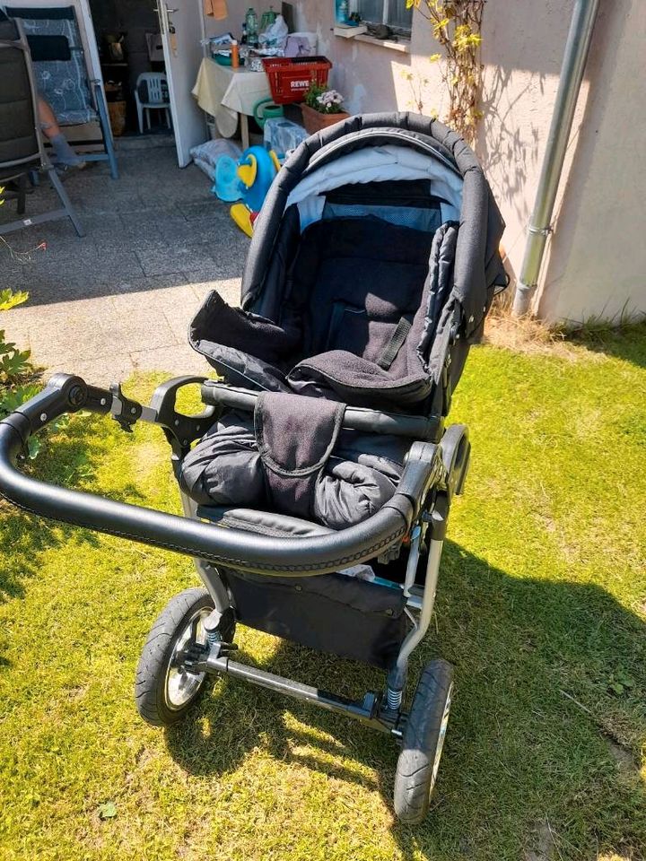 Kinderwagen Bergsteiger in Isen