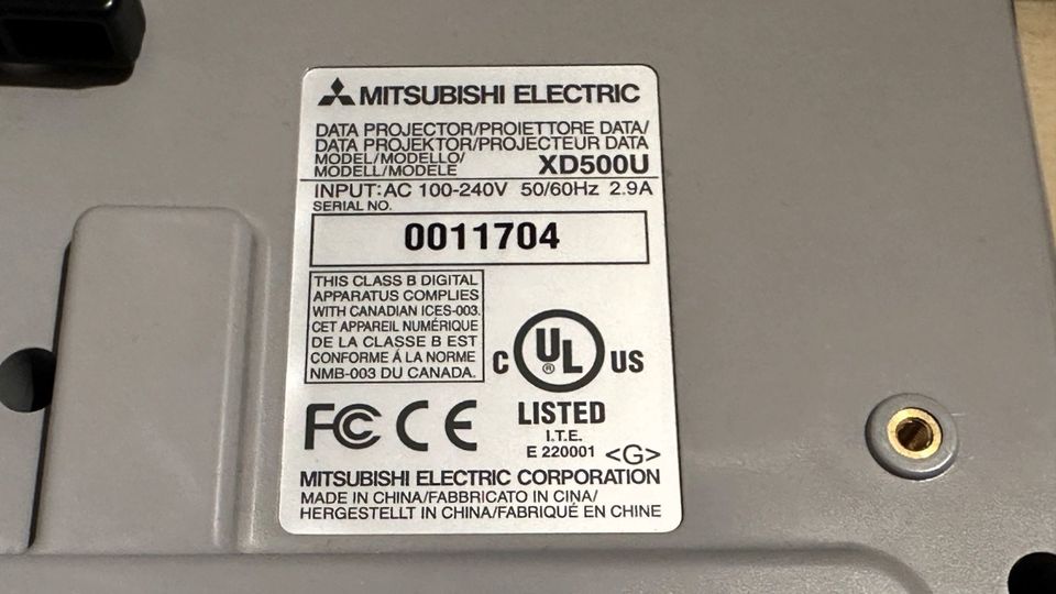 Beamer Mitsubishi - XD500U in Schulzendorf bei Eichwalde