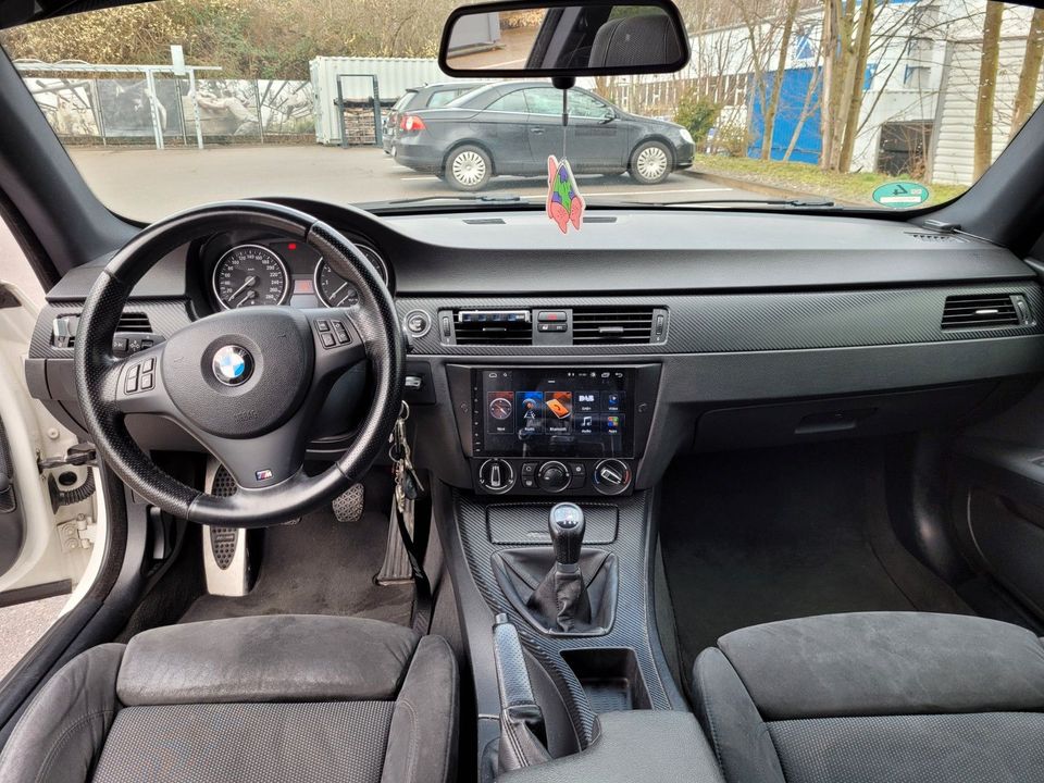 BMW 325i Coupé - M-PAKET AB WERK DEUTSCHES FAHRZEUG in Schneeberg