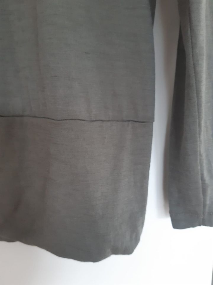 Grüne Erde Shirt / Pullover aus Bio-Wolle * Größe 34* in Bendorf