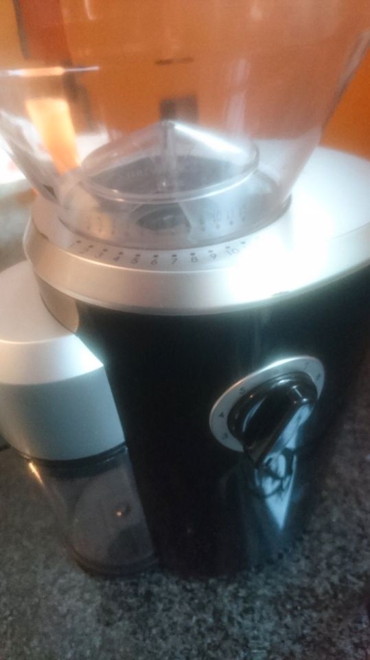 Kaffeemühle Rommelsbacher EKM 300 schwarz-silber + 3 Ersatzteile in Bayern  - Nürnberg (Mittelfr) | Kaffeemaschine & Espressomaschine gebraucht kaufen  | eBay Kleinanzeigen ist jetzt Kleinanzeigen