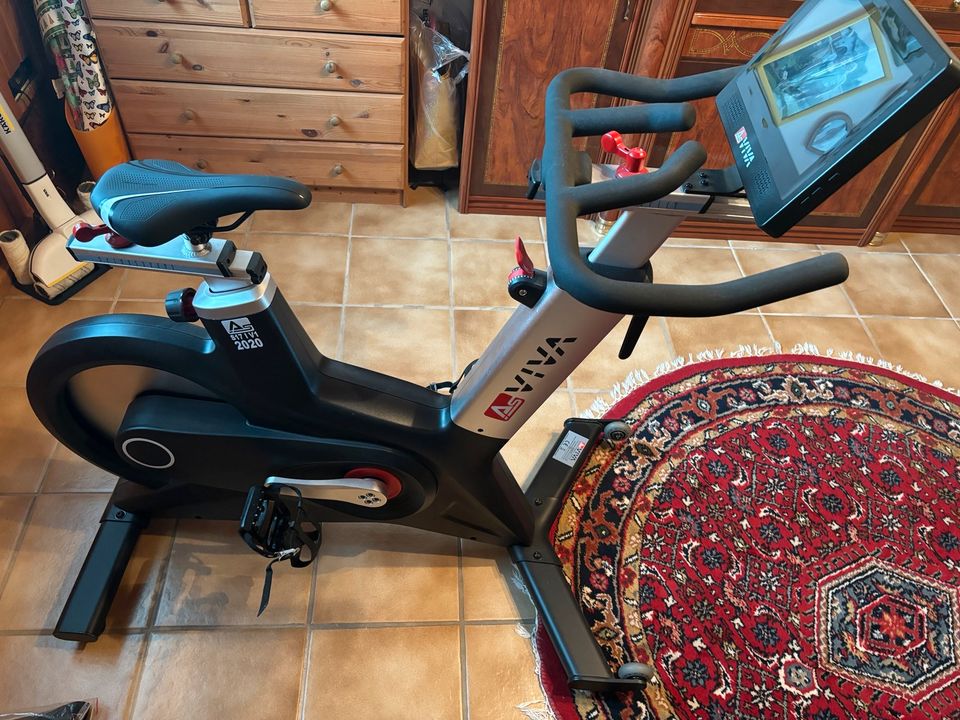 Indoorbike Indoor Cycle AsViva S17 Speedbike Heimtrainer in Deggendorf